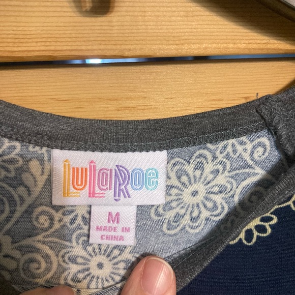 Lularoe Sz Medium Randy - Picture 2 of 4